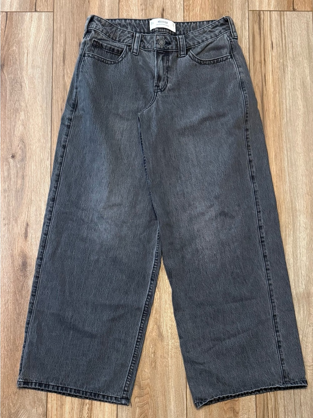 Hollister Women's Charcoal Black Boyfriend Jeans size 28 long
